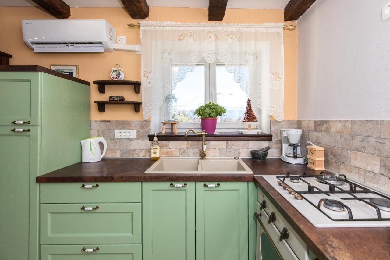 Apartman Lidija ริซิกา ภายนอก รูปภาพ